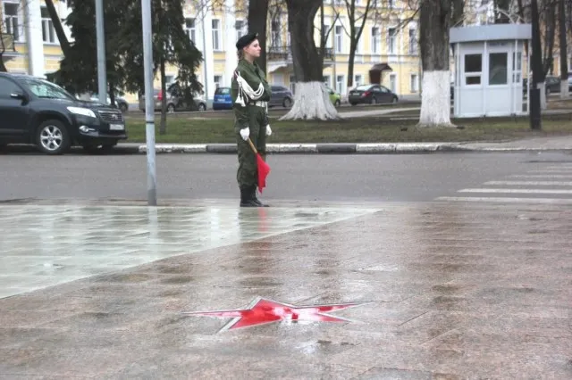 Ярославль одевается в праздничное убранство