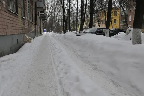 Фоторепортаж. Ярославль утопает в снегу и грязи