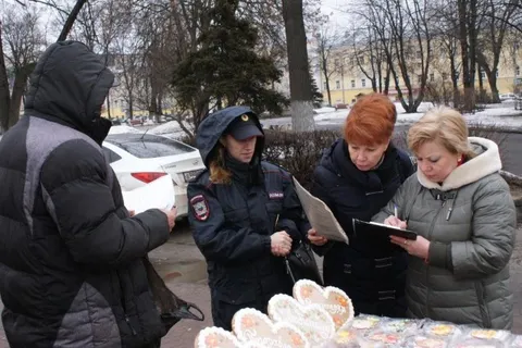 Ларьки на площади Труда в Ярославле уберут
