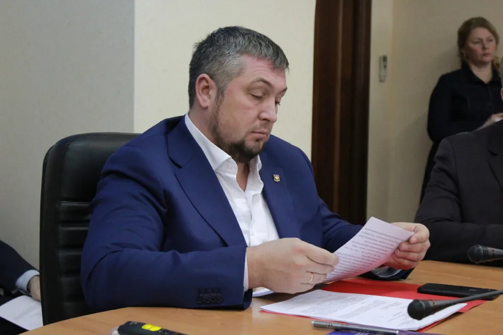 В Ярославской области наблюдается дефицит сотрудников органов опеки