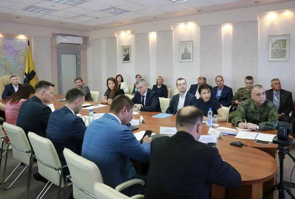 В новых образовательных комплексах повысят зарплату работникам