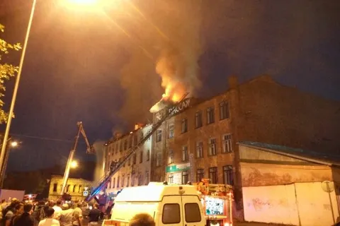 В центре Рыбинска горел торговый центр