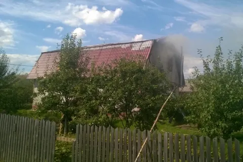 В Ярославле горел двухэтажный частный дом