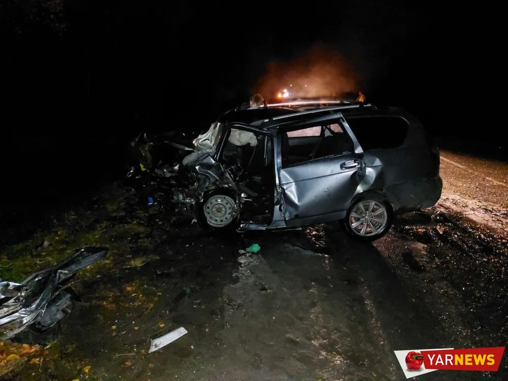 В Ярославской области два водителя погибли в тройном ДТП