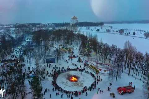 Главная Масленицы страны в Ярославле: фото с неба