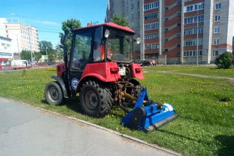 В Ярославле перешли на летний режим уборки