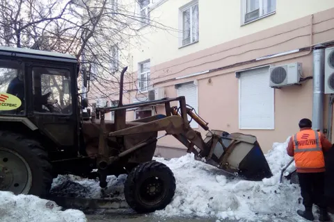 В Ярославле встречают весну субботниками