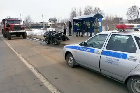В Рыбинском районе мужчина опрокинулся на квадроцикле