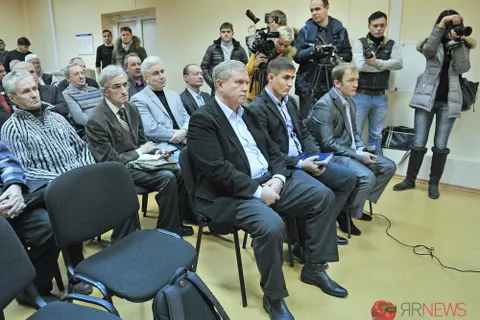 В Ярославле президент РФС Николай Толстых встретился с футбольной общественностью. Фоторепортаж