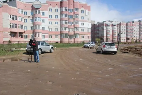 В Заволжском районе Ярославля начался дорожный бум