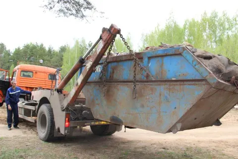 Из лесов Ярославской области вывезли более 800 кубометров мусора