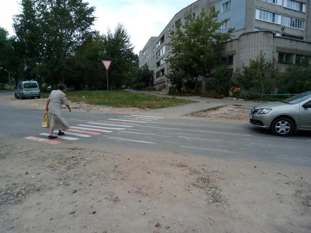В Ярославле закрасят небезопасные «серые» переходы