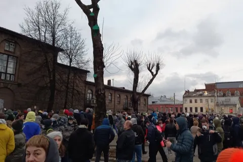В Ярославле началась акция в поддержку Навального