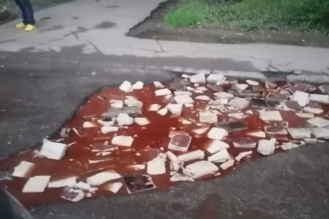 Ярославские ямы окрасились в красный цвет