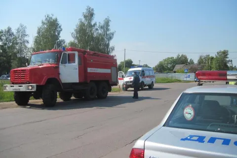 В Пошехонье «Хендай» поцеловался с «КАМАЗом»