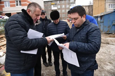 В Ярославле комиссия проверила состояние стройплощадок
