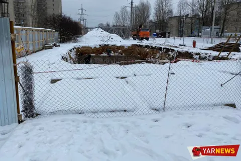 В Ярославле начали установку 30-метрового медведя