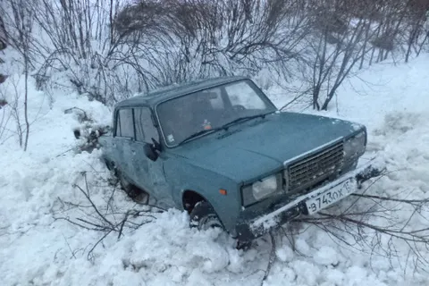 В Ярославской области «семерка» «улетела» в кювет