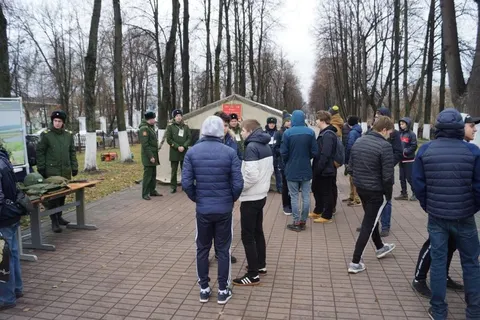 Промсвязьбанк выступил партнером акции по отбору контрактников
