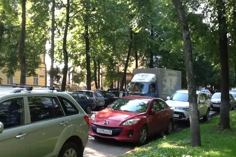 Игра в поддавки или отказ мэрии Ярославля от платных стоянок