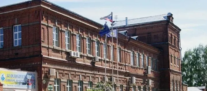 Работники ЛВЗ просят вологодские власти спасти предприятие