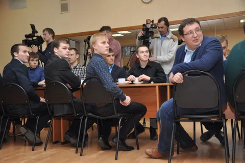 Сергей Ястребов обсудил с молодыми активистами волнующие их проблемы