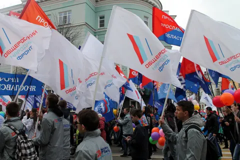 Ярославцы встретили Первомай шествием, митингом и концертом