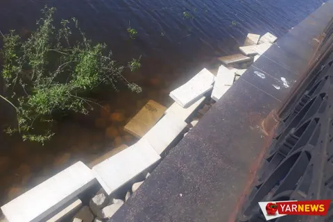 В Ярославле осыпалась часть набережной: фоторепортаж