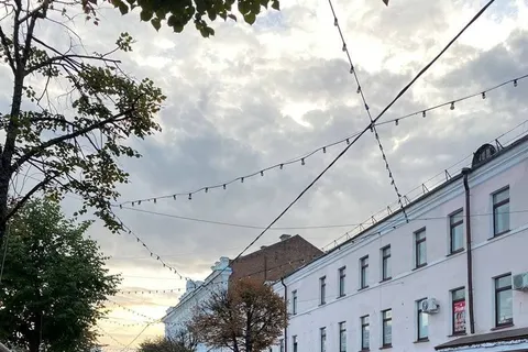 В Ярославле горит кафе на улице Кирова