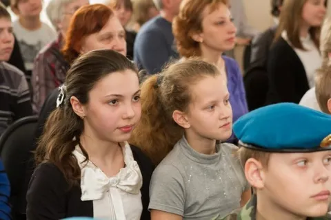 Валентина Терешкова посетила среднюю школу № 32 Ярославля, носящую ее имя
