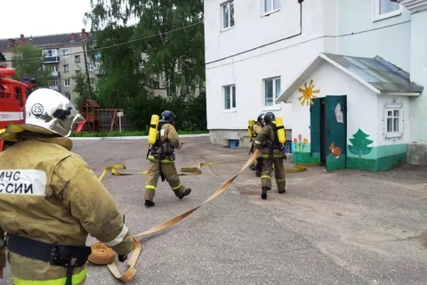 В Угличском детдоме сегодня экстренно эвакуировали детей и персонал