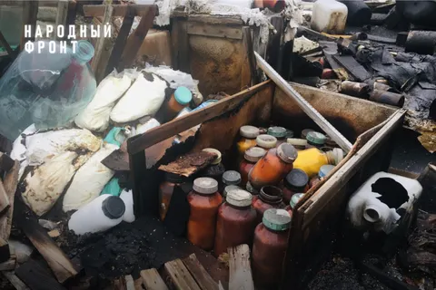Под Ярославлем обнаружили свалку токсичных отходов