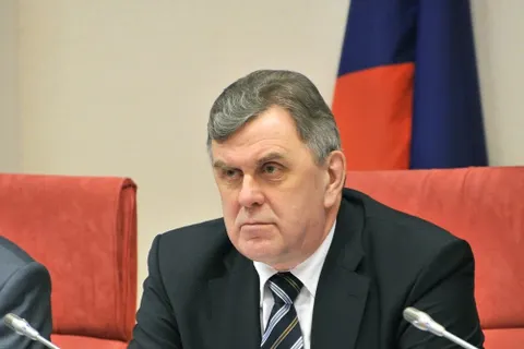 Заседание Думы Ярославской области - крупным планом. С фото