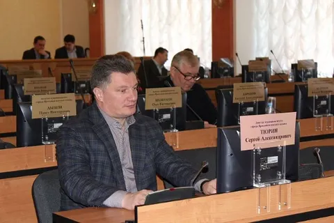 Депутаты муниципалитета Ярославля рекомендовали мэрии определить судьбу убыточных предприятий