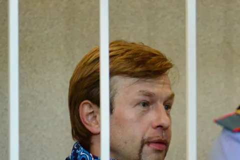 Мэр Ярославля Евгений Урлашов на суде выглядел измученным и болезненным. Фоторепортаж