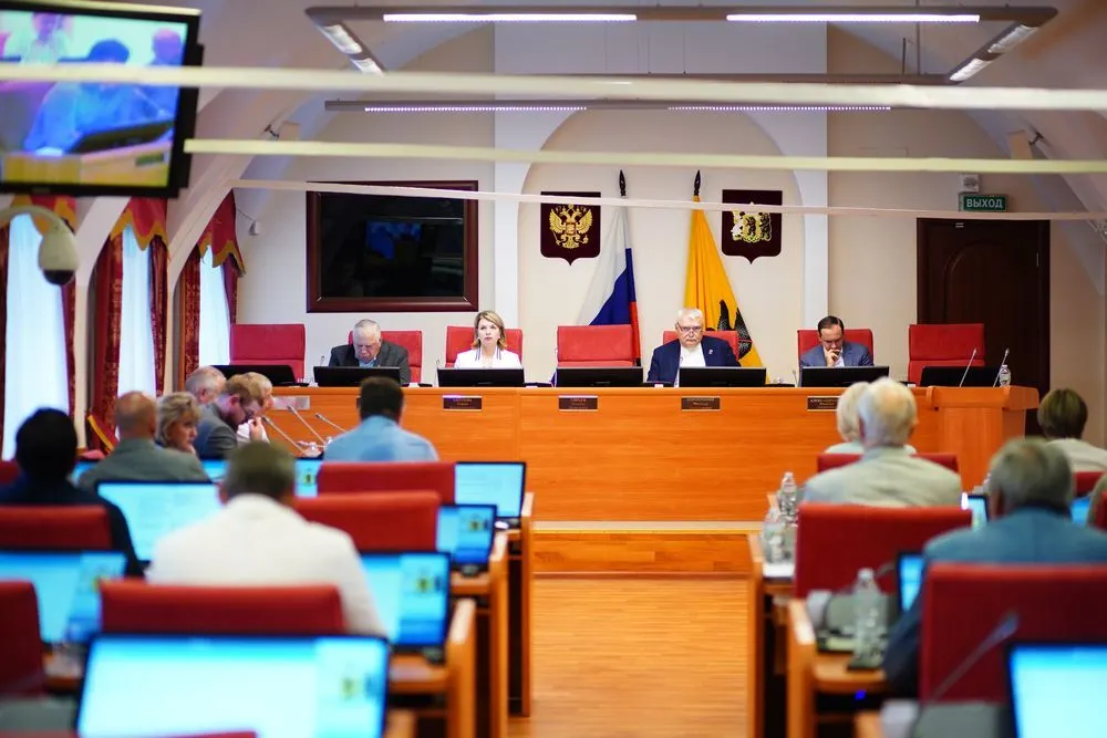 Депутаты утвердили допфинансирование по детской больнице в Ярославле