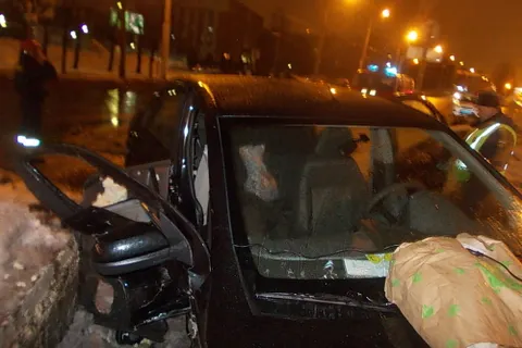 В Ярославле столкнулись два Шевроле, пострадал один человек