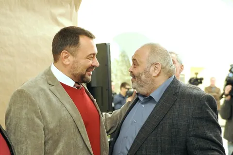 Творческая интеллигенция Ярославля собралась в Волковском театре. Фоторепортаж