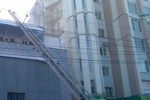 В центре Ярославля загорелось кафе «Этажи»