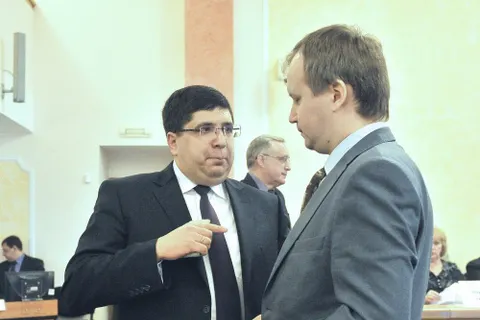 На очередном заседании муниципалитета Ярославля рассмотрено более двадцати вопросов. Фоторепортаж