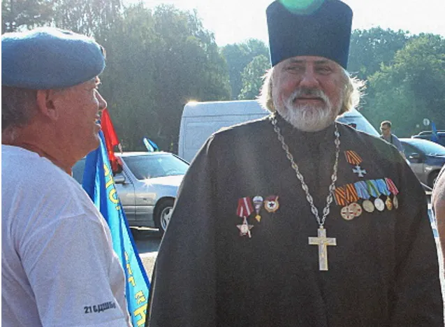 В Ярославле в ковид-госпитале умер священник-десантник