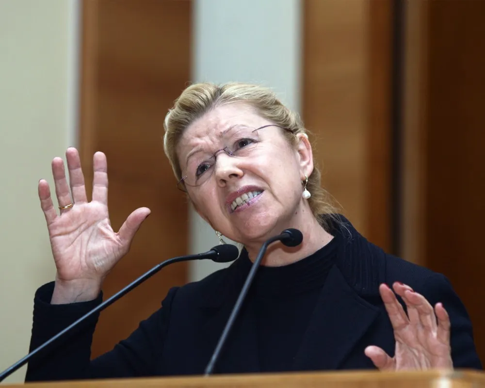 Елена Мизулина назвала легализацию однополых браком внутренним делом США