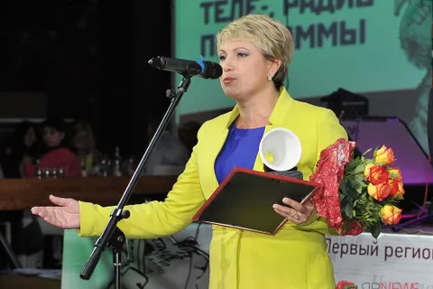 Женщины-журналистки в Ярославской области успешно покоряют вершины мастерства и делают карьеру. С фото