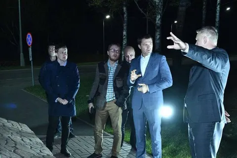 Владимир Волков озаботился подсветкой въездного знака