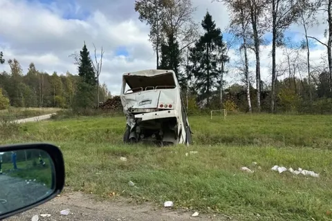 Перед Переславлем образовалась пробка после ДТП с автобусами 