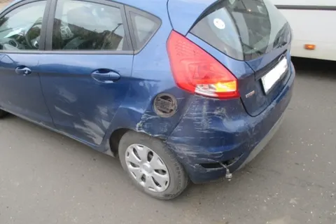 В Ярославле сразу две машины «Почты России» попали в аварию