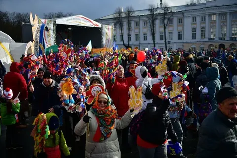 В Ярославле началась Главная Масленица страны