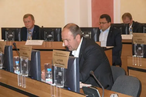 В муниципалитете Ярославля состоялись депутатские слушания