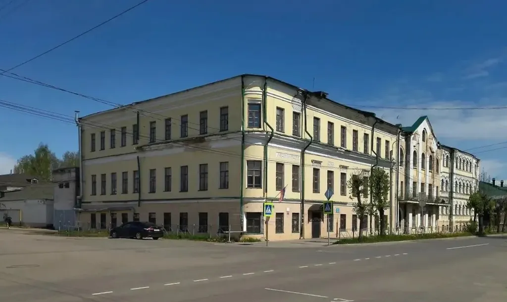 В Ростове Великом бывший корпус больницы продают почти за 60 миллионов