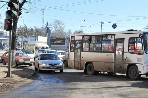 В Ярославле сегодня утром произошло дорожно-транспортное происшествие. С фото
